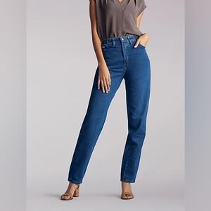 Lee relaxed fit tapered leg jeans NWOT